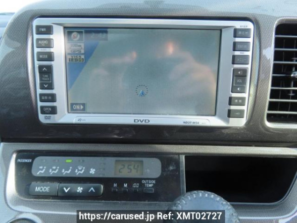 Used 2005 AT toyota wish ZNE10G Image[28]