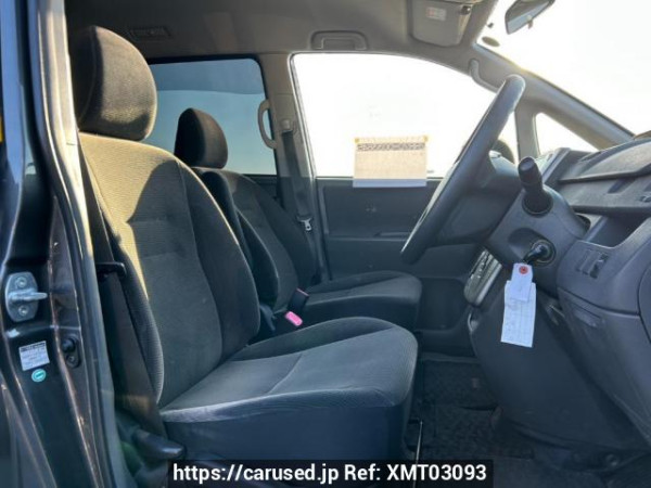 Used 2007 AT toyota noah ZRR70G Image[12]