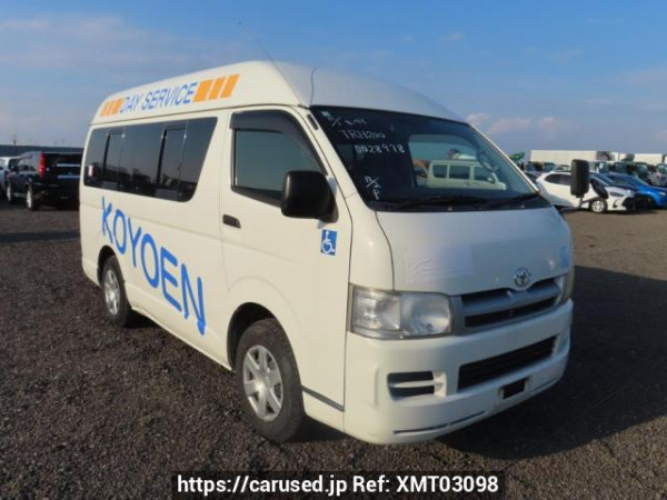 Used 2005 AT toyota hiace-van TRH200K Image[0]