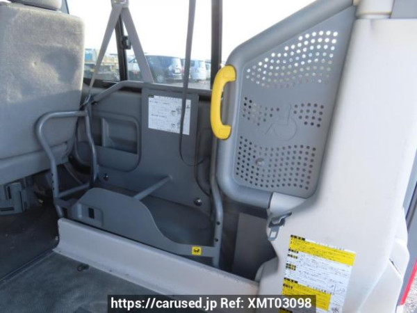 Used 2005 AT toyota hiace-van TRH200K Image[12]