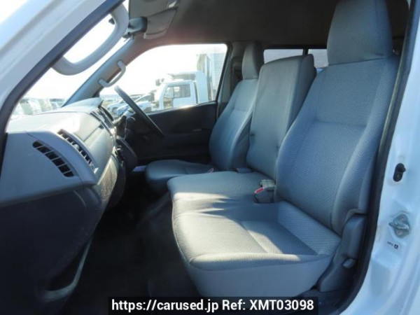 Used 2005 AT toyota hiace-van TRH200K Image[21]