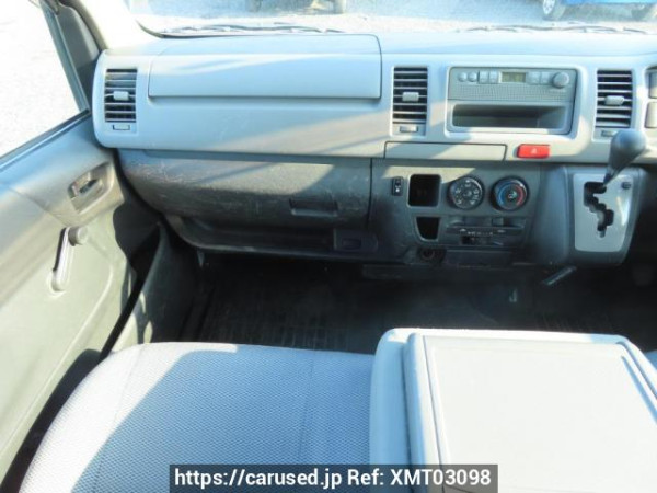 Used 2005 AT toyota hiace-van TRH200K Image[28]