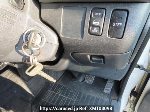 Used 2005 AT toyota hiace-van TRH200K Image[31]