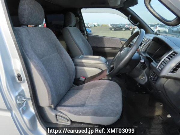 Used 2004 AT toyota hiace-van KDH205V Image[15]