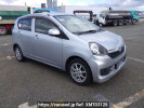 Daihatsu Mira e:S LA300S