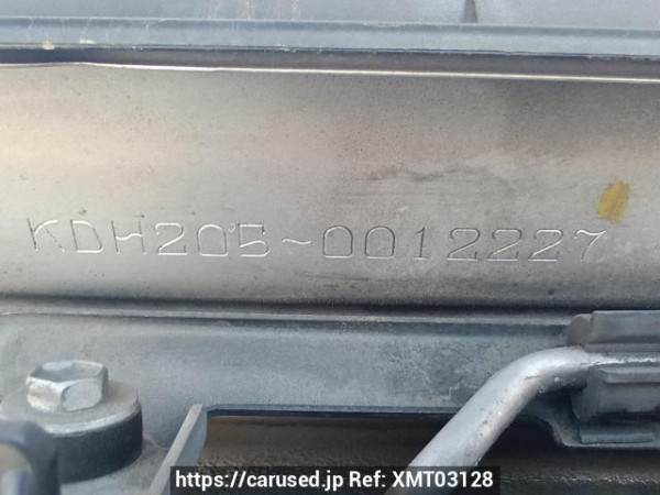 Used 2005 AT toyota hiace-van KDH205V Image[12]