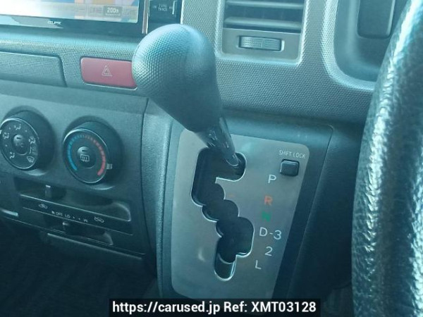 Used 2005 AT toyota hiace-van KDH205V Image[24]