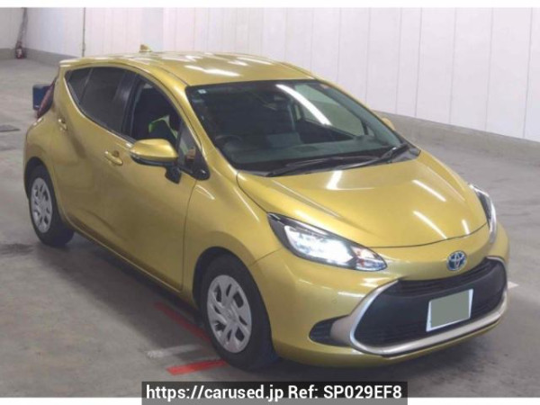 Used 2021 AT toyota aqua MXPK11 Image[0]