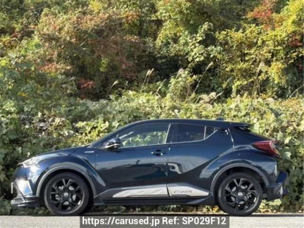 Used 2019 AT toyota c-hr ZYX10 Image[1]
