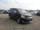 Toyota Voxy ZRR75W