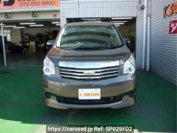 Used 2013 AT toyota noah ZRR70G Image[1]