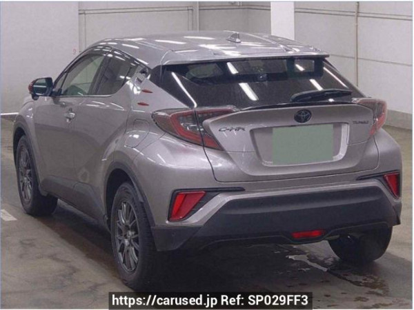 Used 2018 AT toyota c-hr NGX50 Image[2]
