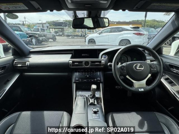 Used 2013 AT lexus is AVE30 Image[1]