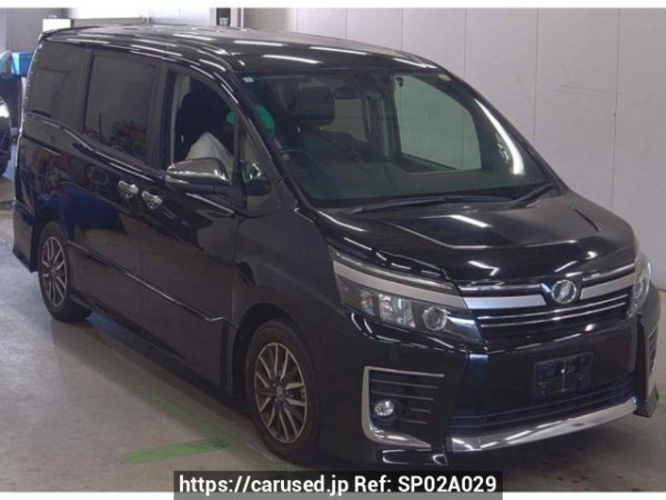 Used 2017 AT toyota voxy ZRR80W Image[0]