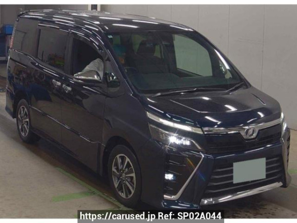 Used 2018 AT toyota voxy ZRR85W Image[0]