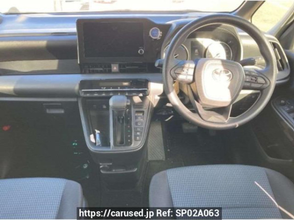 Used 2022 AT toyota noah ZWR95W Image[2]