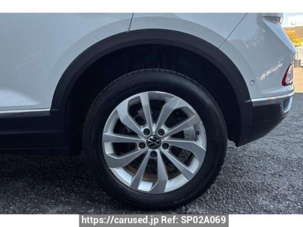 Used 2024 AT volkswagen t-roc A1DFF Image[2]