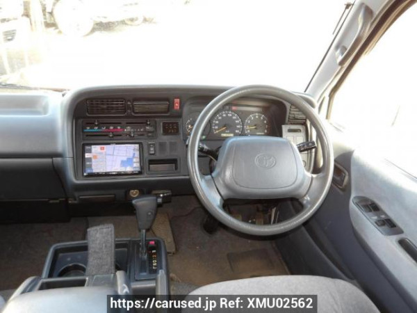 Used 2003 AT toyota hiace-van TRH112V Image[18]