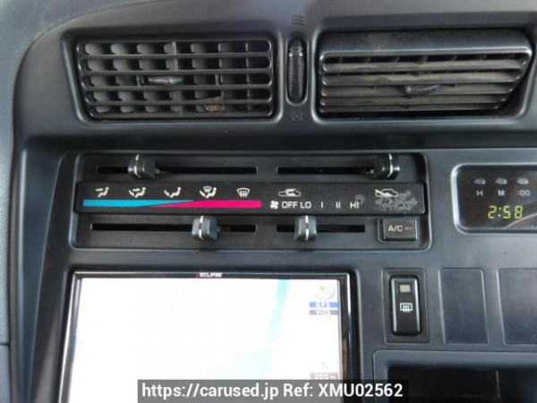 Used 2003 AT toyota hiace-van TRH112V Image[22]