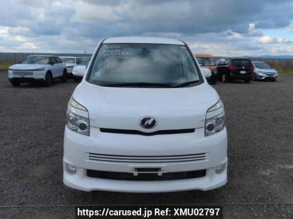 Used 2010 AT toyota voxy ZRR70W Image[1]