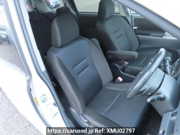 Used 2010 AT toyota voxy ZRR70W Image[15]