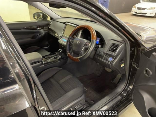 Used 2013 AT toyota crown-hybrid DAA-AWS210 Image[4]