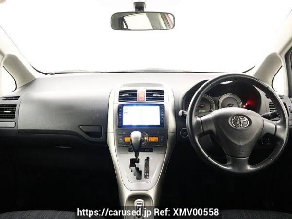 Used 2007 AT toyota auris DBA-NZE151H Image[1]