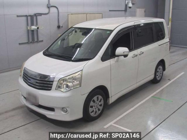 Used 2013 AT toyota noah ZRR70G Image[0]