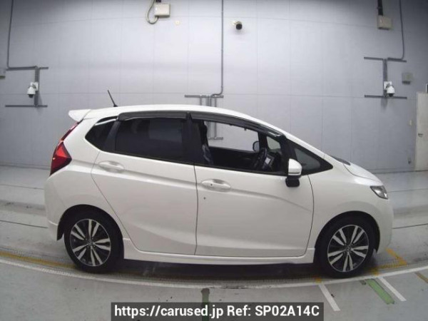 Used 2017 MT honda fit GK5 Image[2]