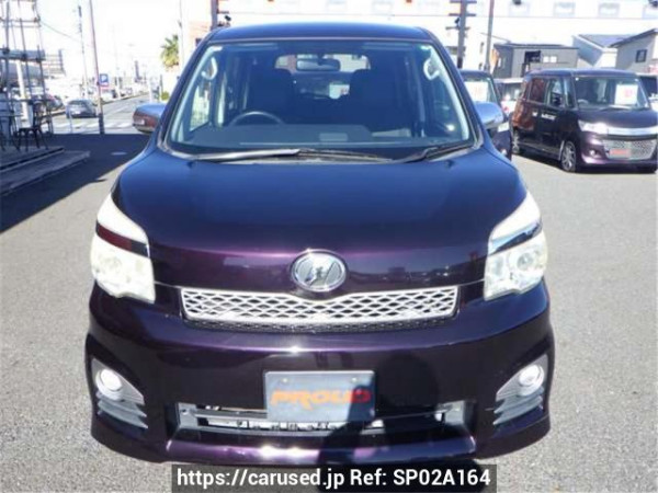Used 2013 AT toyota voxy ZRR70W Image[1]