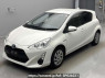 Used 2015 AT toyota aqua NHP10 Image[0]