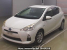 Toyota Aqua NHP10