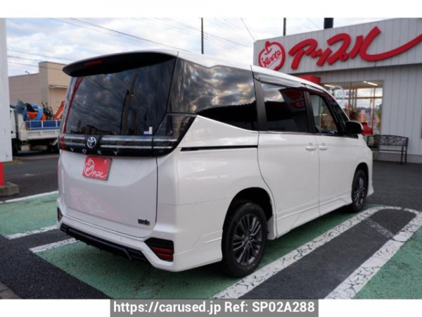 Used 2024 AT toyota voxy ZWR95W Image[1]