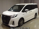 Toyota Noah ZWR80W