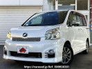 Toyota Voxy DBA-ZRR70W