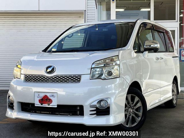 Used 2012 AT toyota voxy DBA-ZRR70W Image[0]