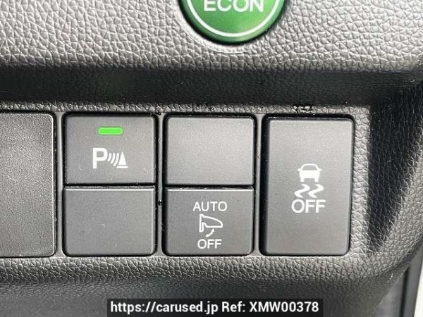 Used 2017 AT honda fit DBA-GK3 Image[8]