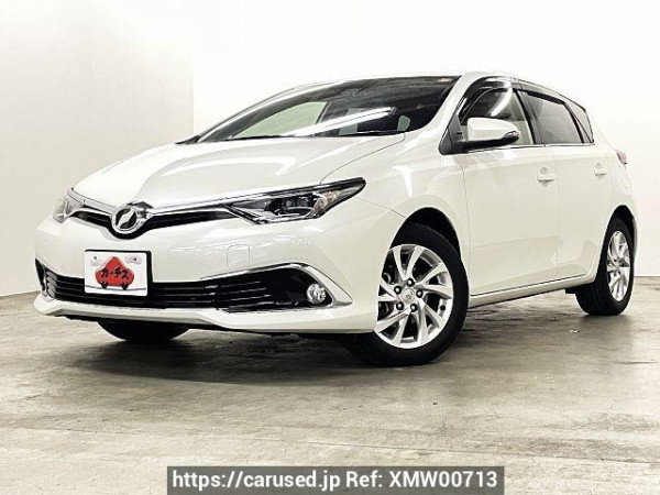 Used 2015 AT toyota auris DBA-NZE181H Image[0]