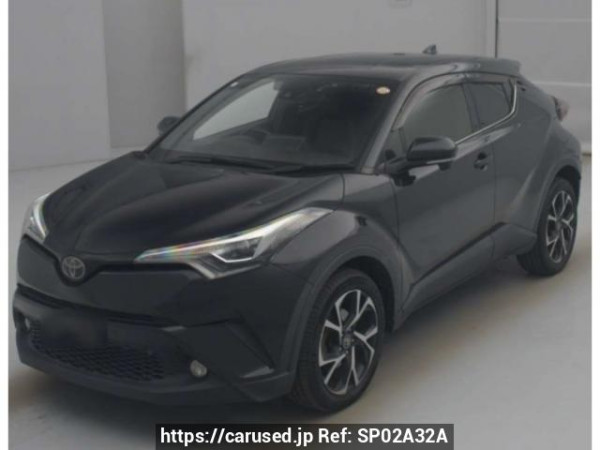 Used 2017 AT toyota c-hr NGX50 Image[0]