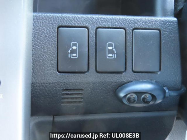 Used 2011 AT toyota voxy ZRR70W Image[32]