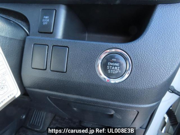 Used 2011 AT toyota voxy ZRR70W Image[33]