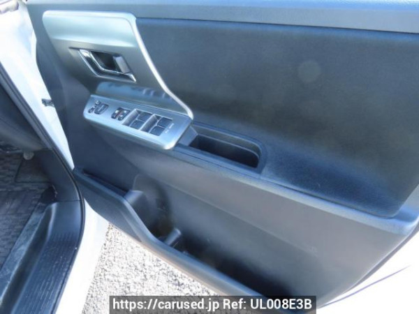 Used 2011 AT toyota voxy ZRR70W Image[36]