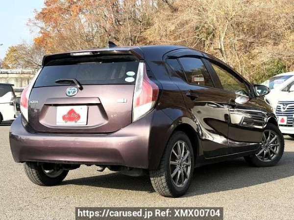 Used 2015 CVT toyota aqua DAA-NHP10 Image[2]