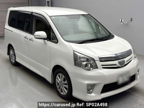 Used 2011 AT toyota noah ZRR70W Image[2]