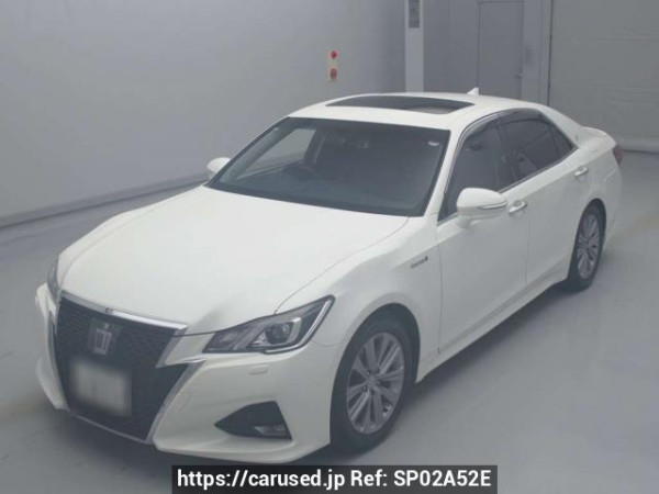 Used 2015 AT toyota crown-hybrid AWS210 Image[0]