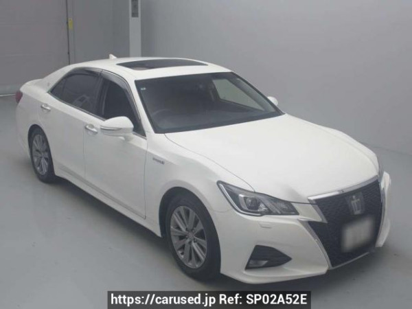 Used 2015 AT toyota crown-hybrid AWS210 Image[2]