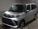Toyota Roomy M900A