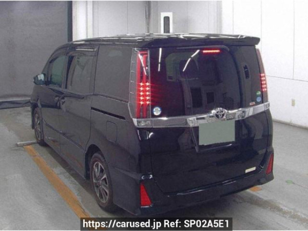 Used 2017 AT toyota noah ZRR80W Image[1]