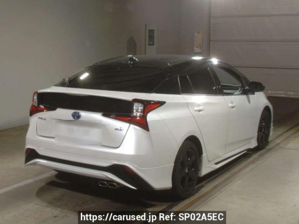 Used 2022 AT toyota prius ZVW51 Image[1]