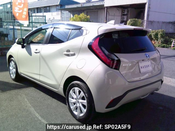 Used 2022 AT toyota aqua MXPK16 Image[1]